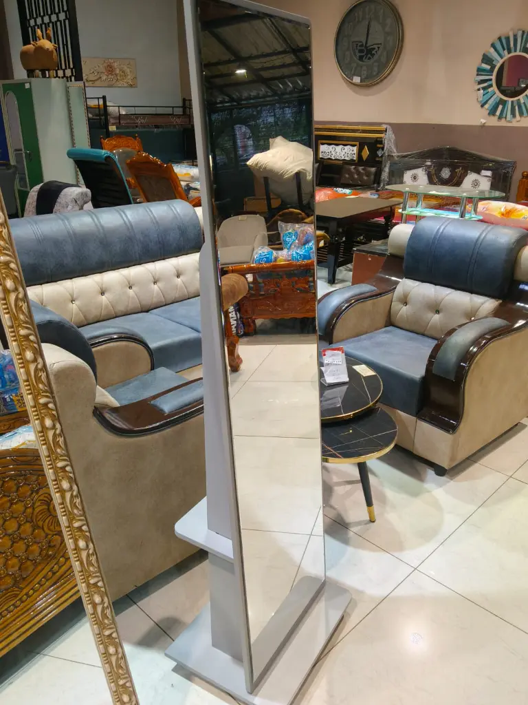 PHOTO-2025-07-23-17-16-15 (1).webp