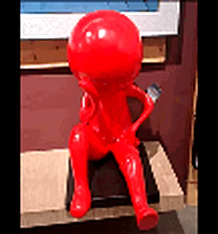 Thinker Showpiece