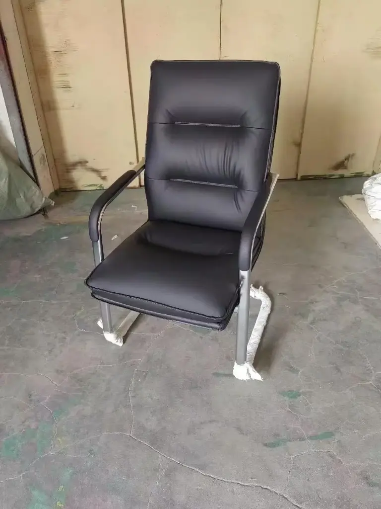 170 VISITOR CHAIR