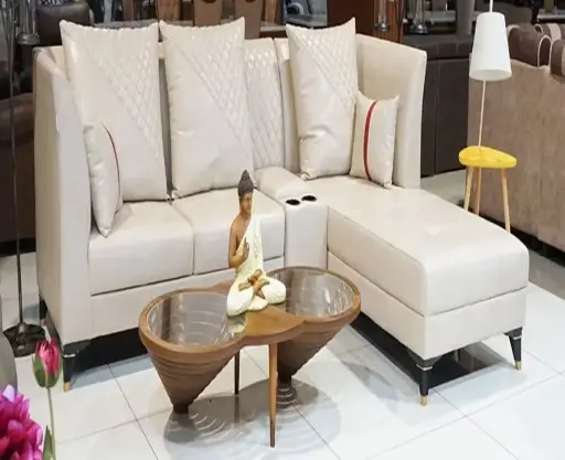 TAVO LOUNGER